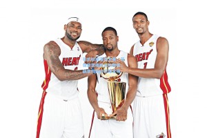 【彩经网官网首页】花式扣崩灌篮大赛，菲律宾灵魂跳水队附体，创意与失控引爆全场