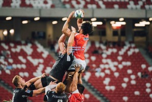 彩经网彩票走势图大全_意甲联赛激战正酣，尤文图斯与国际米兰上演巅峰对决